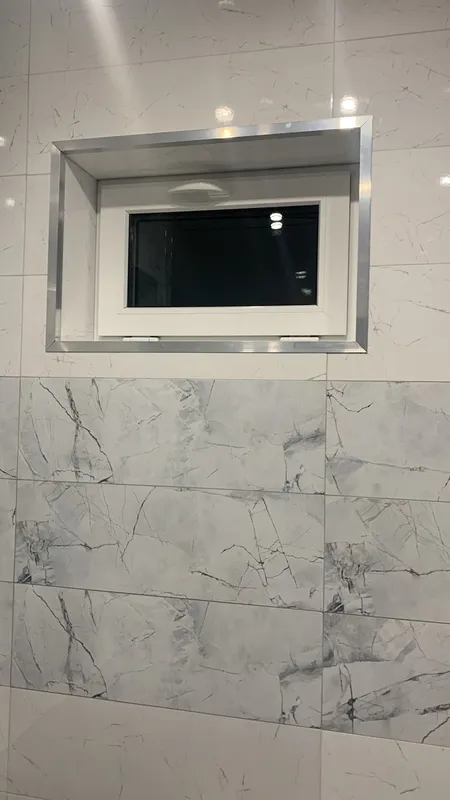 Уголок равнополочный 30х30 мм Уп 12.2000.502л Золото. Цена за 5 штук.