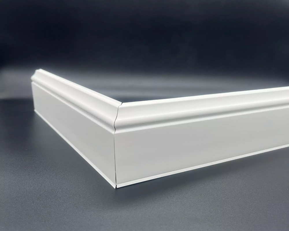 Плинтус фигурный ПВХ Дюра ИДЕАЛ 80мм 2,2м  001 Белый